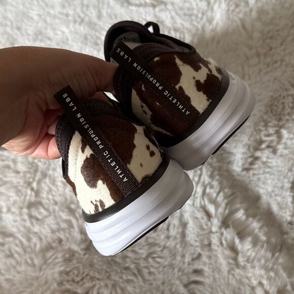 APL Women’s Iconic Phantom in Deep Brown/White/Cow Size 8.5 - Picture 7 of 9